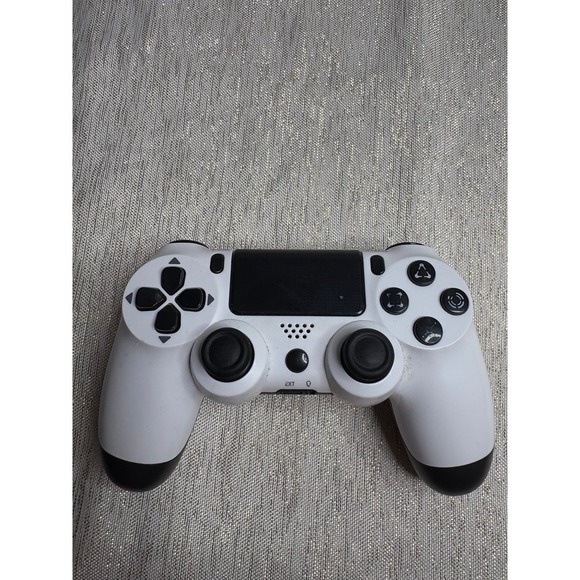 Wireless PS4 Controller by ZR Computer Entertainment Black and white - Picture 1 of 10